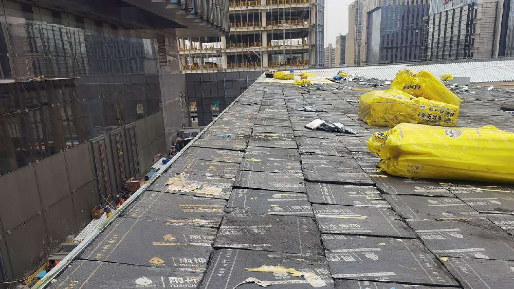 彩鋼頂用發泡玻璃保溫板做室內保溫可以嗎