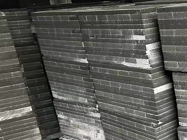 復合貼面泡沫玻璃保溫板：創新保溫材料引領建筑行業變革